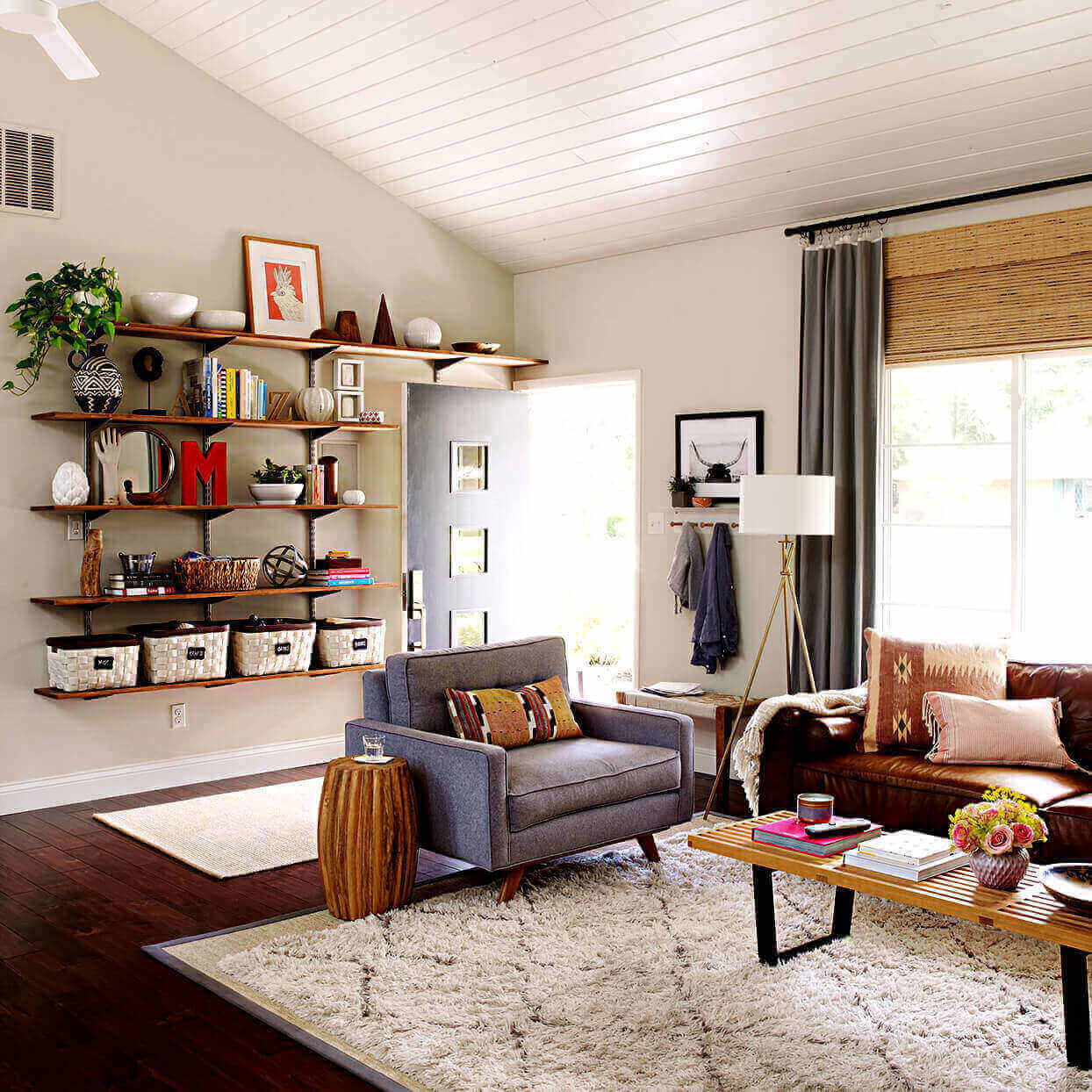 Living Room Storage Ideas for Small Spaces – Artourney