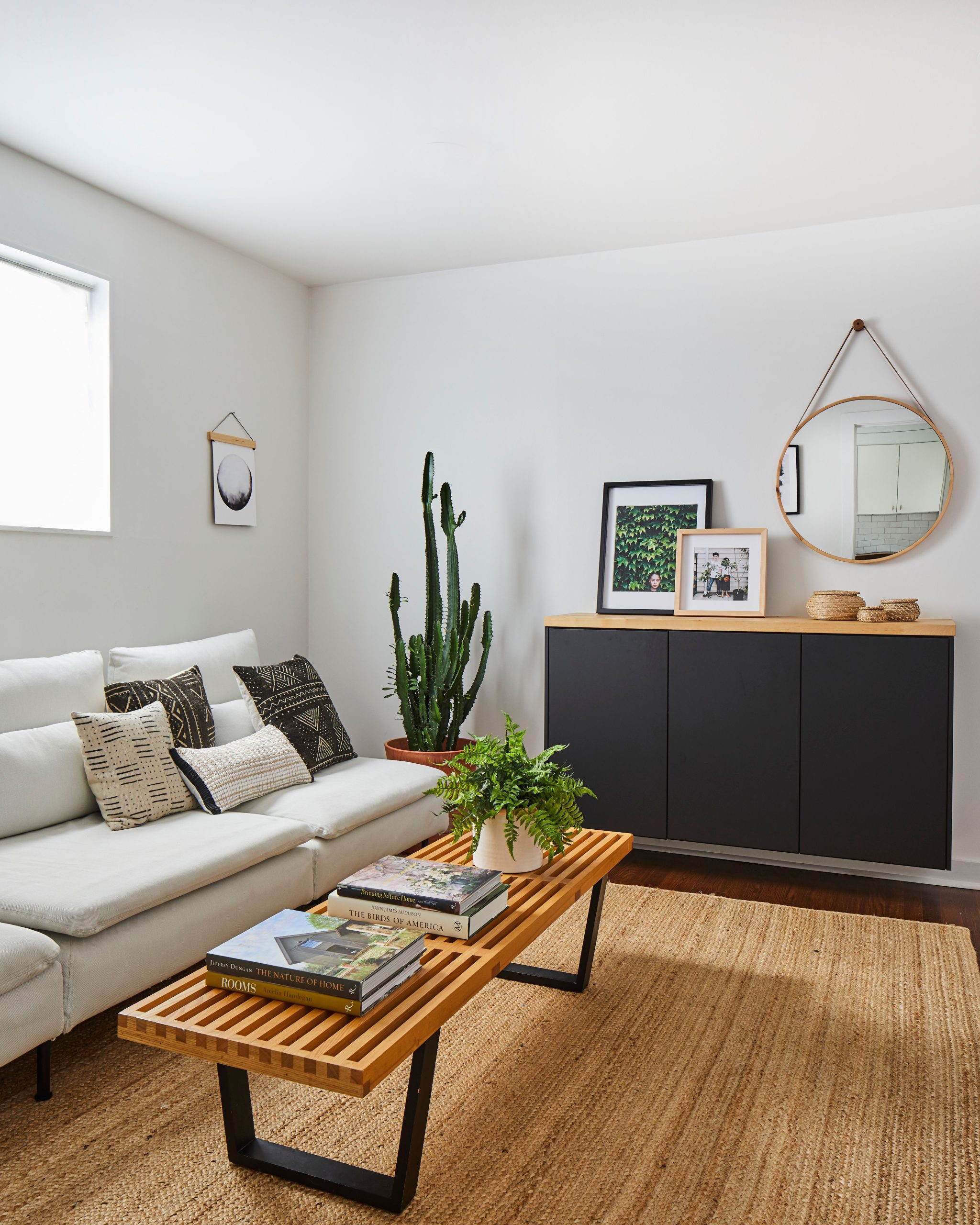 31 Minimalist Living Room Ideas to Simplify Your Space